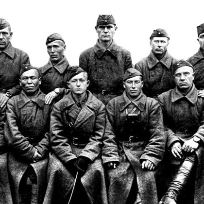 1-й ряд крайний справа Федотов Иван Иосифович