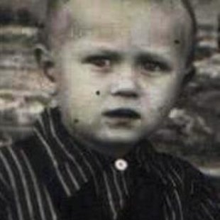 Зубарев Миша,5 лет