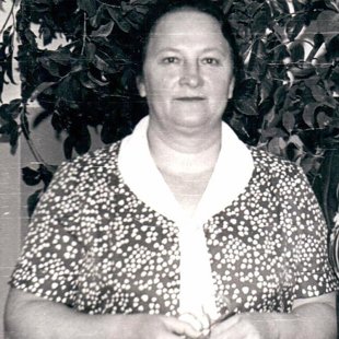 Колыханова (Голубовская)  Людмила Максимовна (26.02.1938- 28.01.2014).