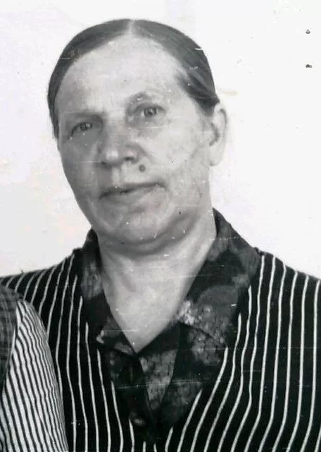 Хмура Ольга Ивановна (1924-1998)