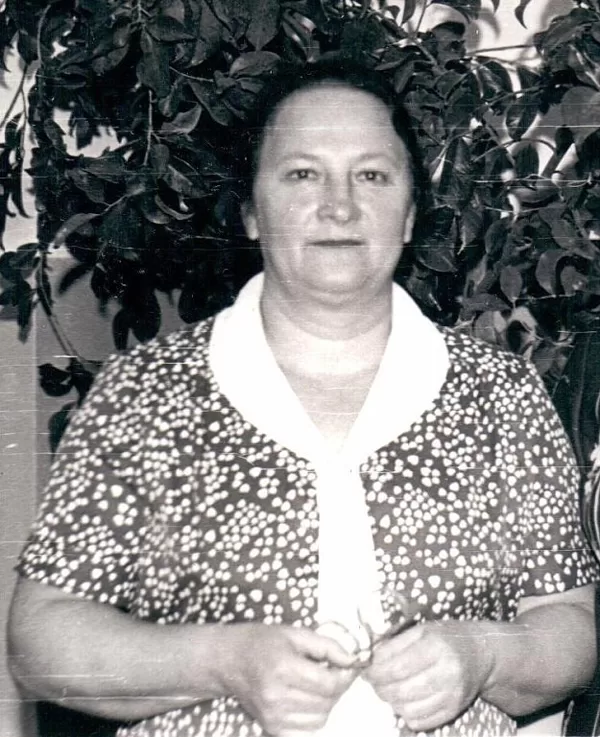 Колыханова (Голубовская)  Людмила Максимовна (26.02.1938- 28.01.2014).